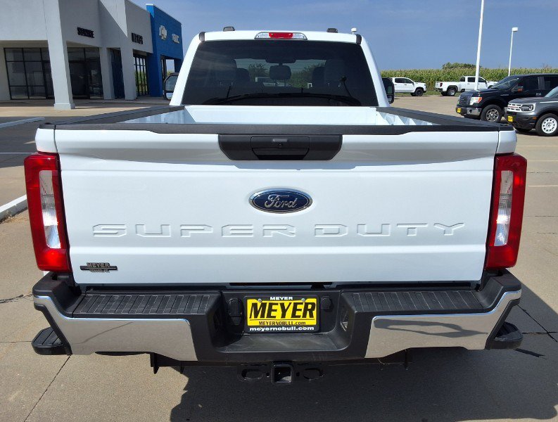 Used 2026 Ford F350 XLT AWD/4WD image 7