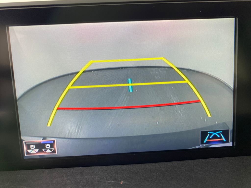 Used 2022 Lexus UX 250h w/ Premium Package image 30