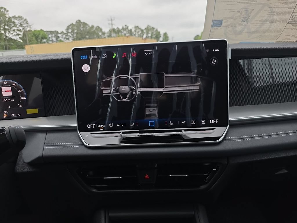 New 2026 Volkswagen Tiguan SE R-Line AWD/4WD image 16