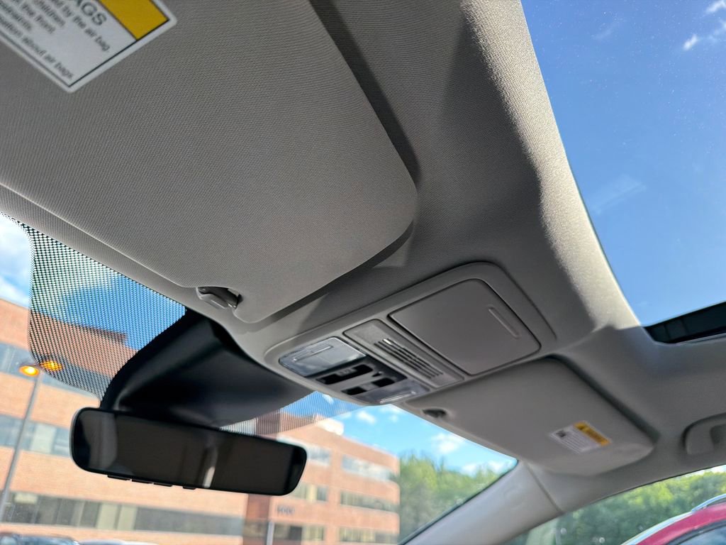 Certified 2026 Honda Odyssey EX-L image 33
