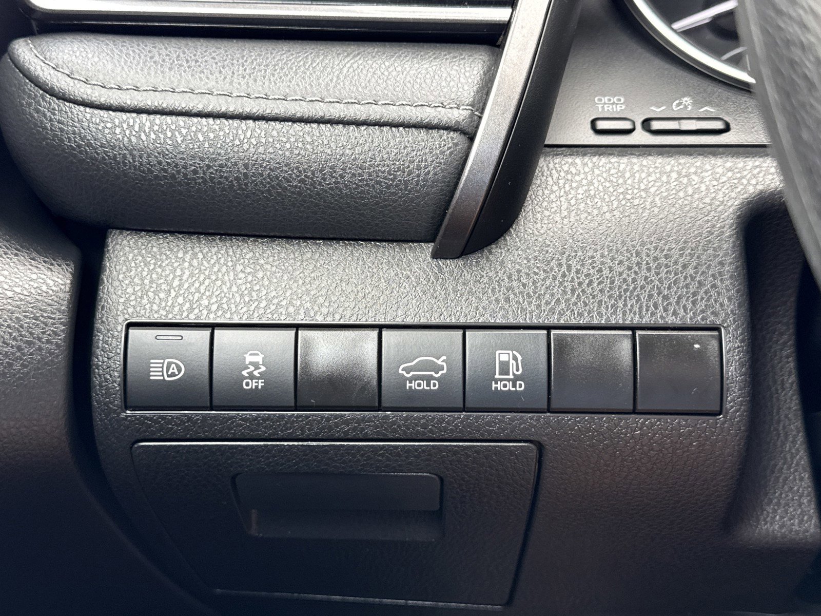 Used 2023 Toyota Camry LE FWD image 17