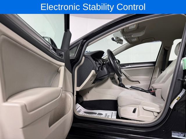 Used 2017 Volkswagen Golf Wolfsburg Edition image 12