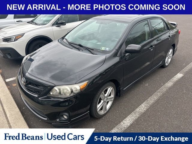 Used 2013 Toyota Corolla S w/ Premium Pkg FWD image 3