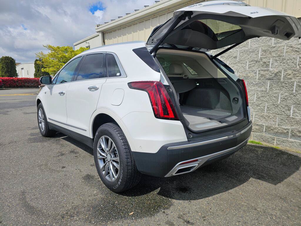 Certified 2023 Cadillac XT5 Premium Luxury w/ Technology Package AWD/4WD image 7