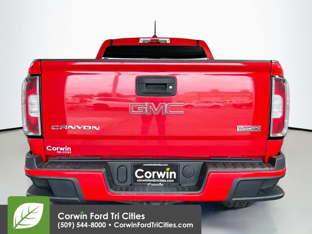 Used 2015 GMC Canyon SLE AWD/4WD image 13