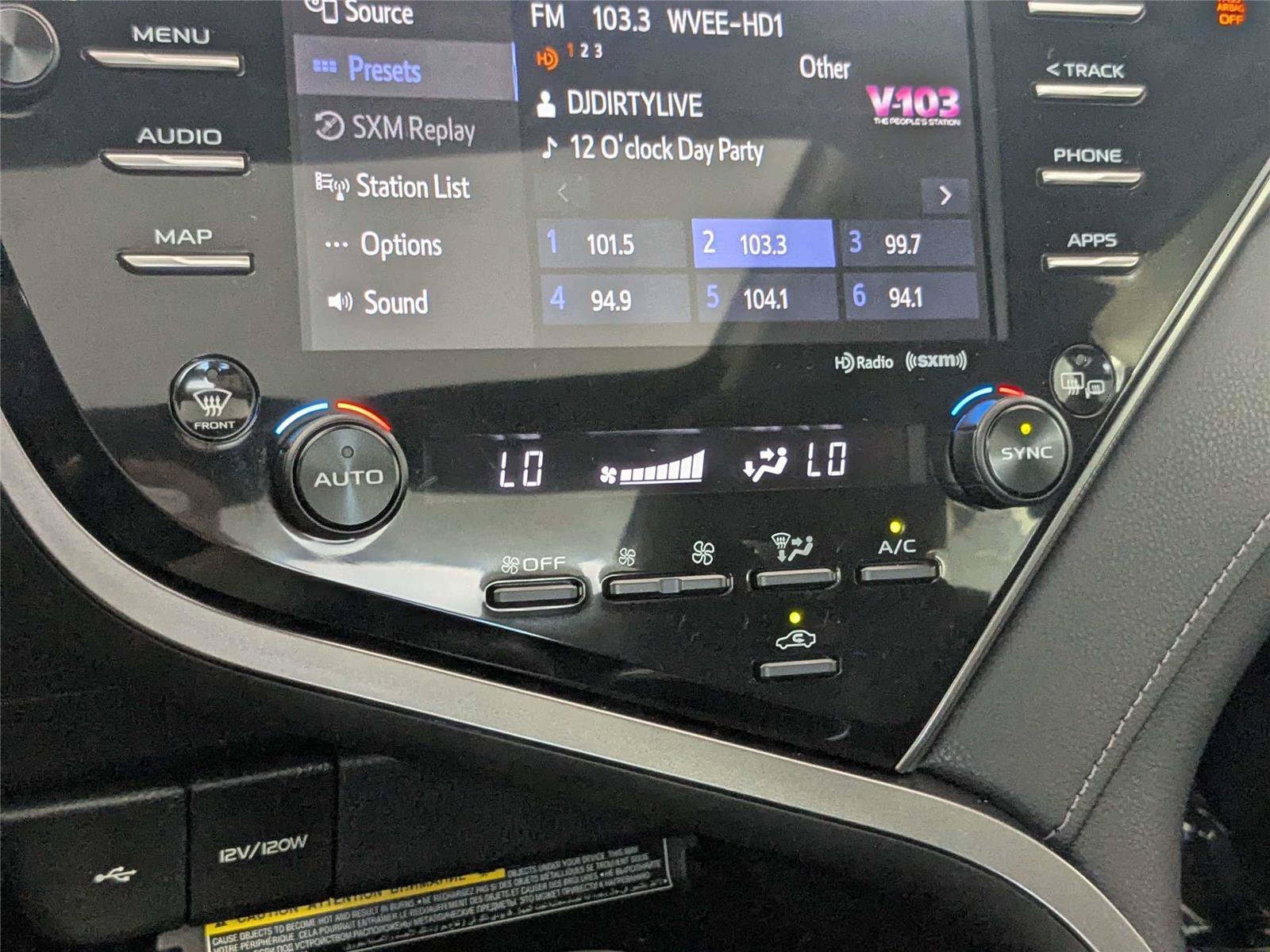 Certified 2020 Toyota Camry XSE FWD image 23