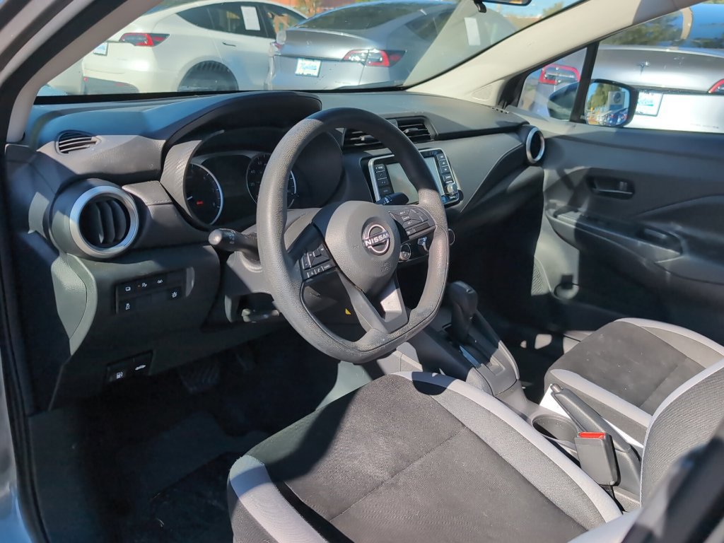 Used 2025 Nissan Versa S w/ Trunk Package FWD image 8