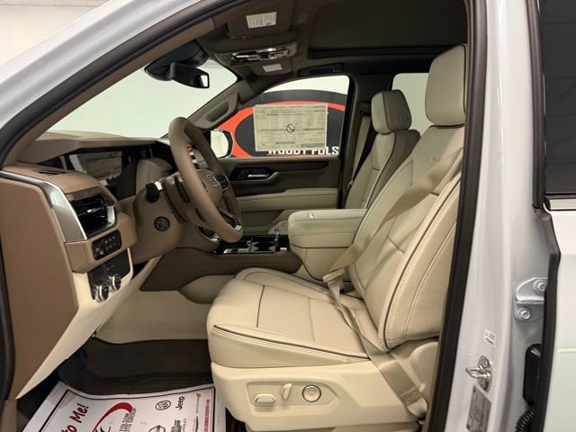 New 2026 GMC Yukon Denali w/ Sun & Power Step Package image 11