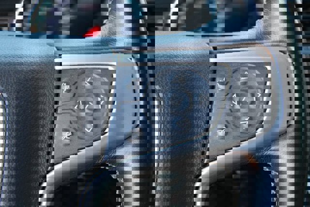 Used 2017 GMC Yukon SLE w/ Convenience Package image 14