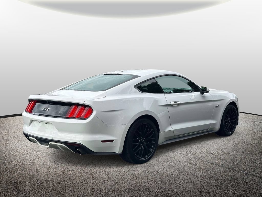 Used 2017 Ford Mustang GT Premium w/ GT Performance Package RWD image 2