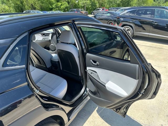 Used 2023 Hyundai Kona SEL w/ Cargo Package FWD image 14
