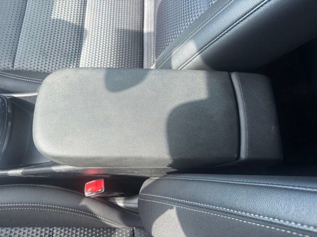 Used 2025 Chevrolet Trax LT FWD image 24