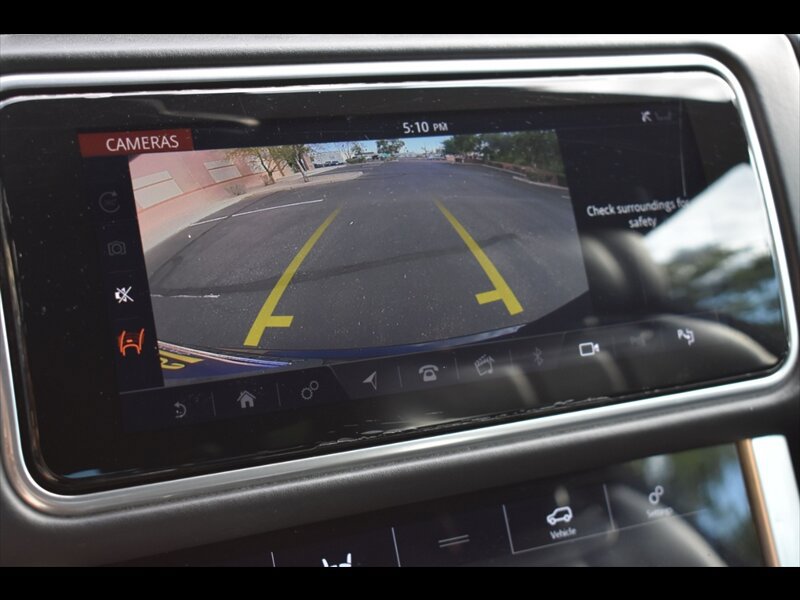 Used 2020 Land Rover Range Rover HSE AWD/4WD image 11