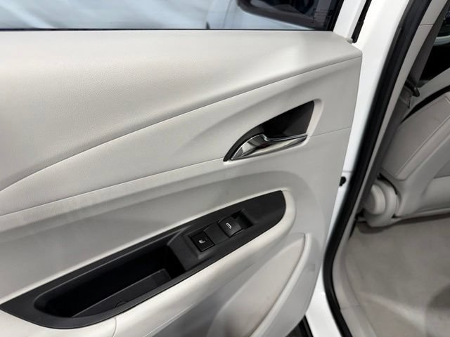 Used 2017 Chevrolet Bolt Premier w/ Driver Confidence II Package FWD image 16