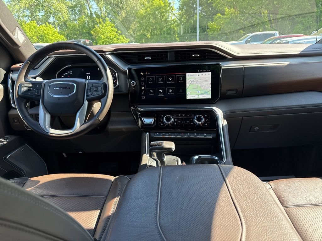 Used 2023 GMC Sierra 1500 Denali w/ Technology Package AWD/4WD image 19