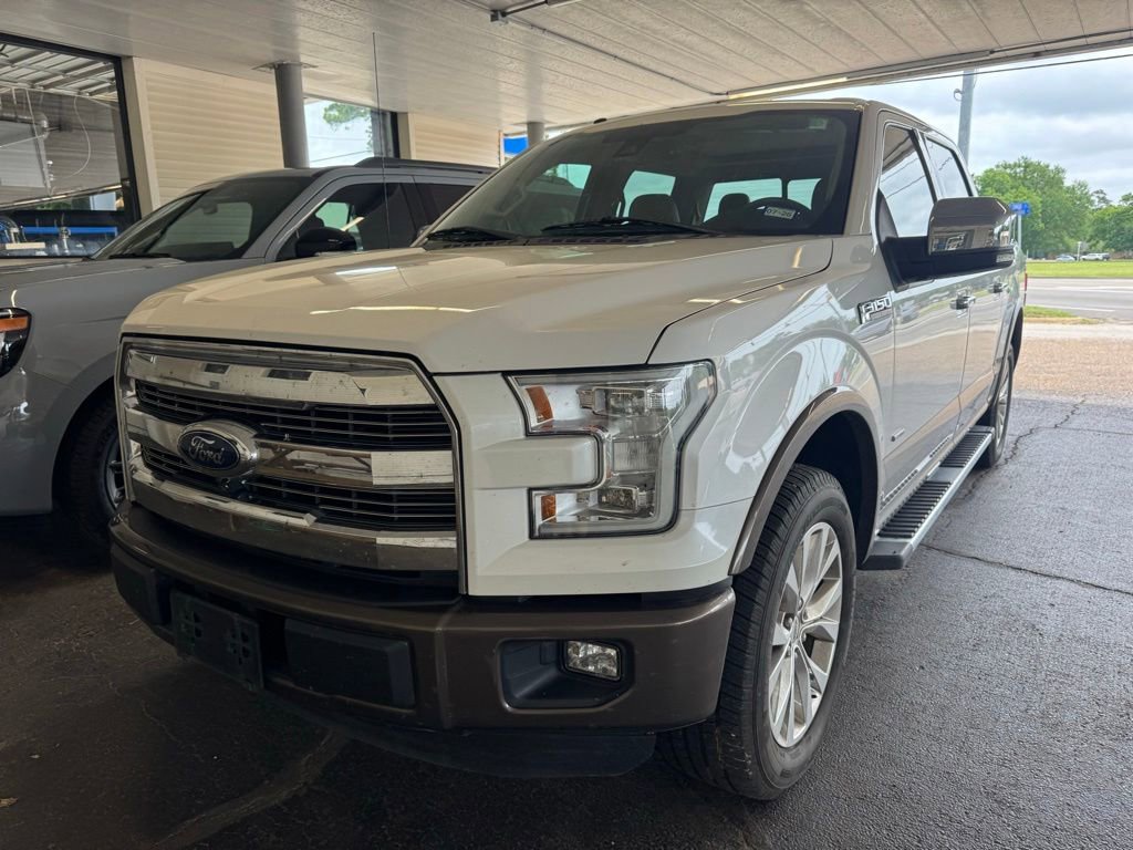 Used 2015 Ford F150 Lariat w/ Equipment Group 502A Luxury RWD image 2