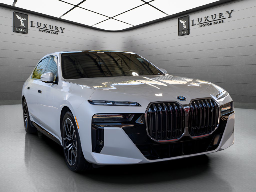 Used 2024 BMW i7 xDrive60 w/ Executive Package