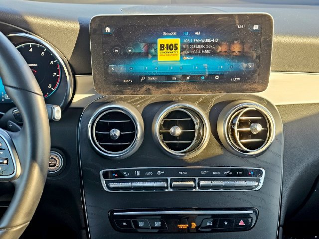 Certified 2022 Mercedes-Benz GLC 300 4MATIC image 38