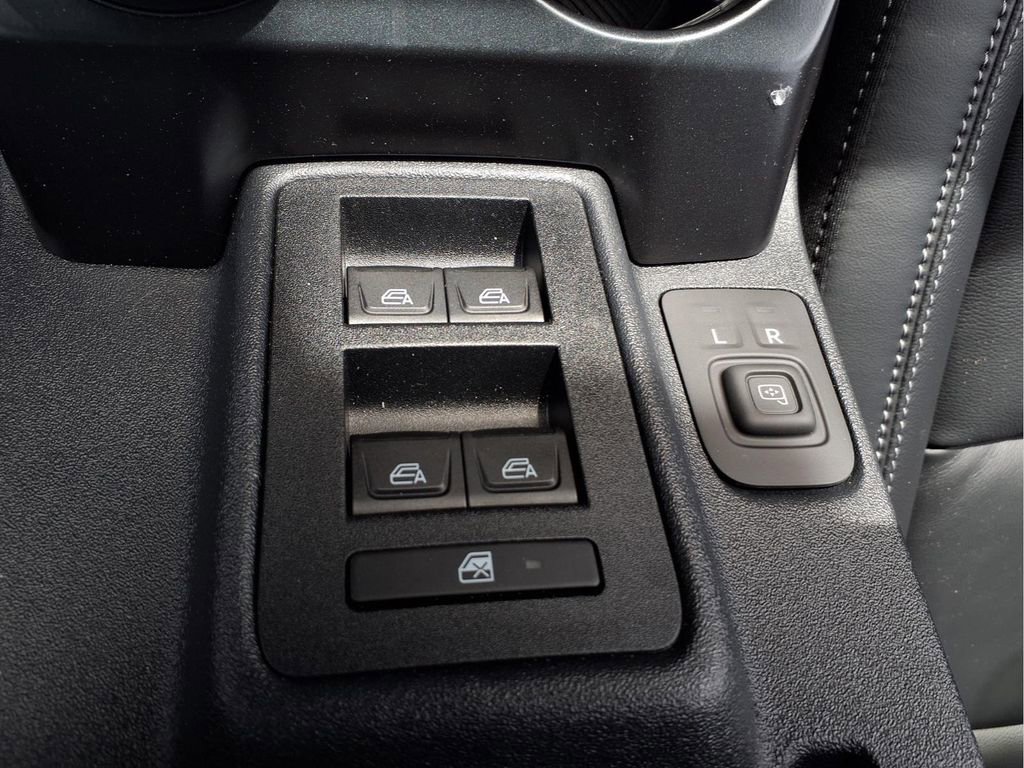 New 2026 Ford Bronco Outer Banks image 11