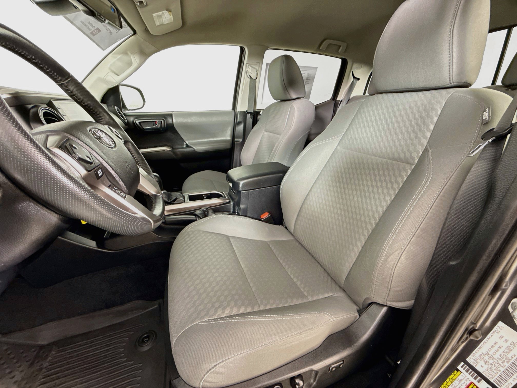 Certified 2022 Toyota Tacoma SR5 RWD image 21