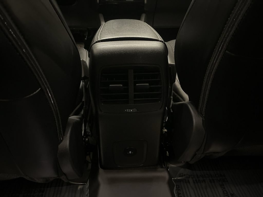 Used 2025 Ford Escape SE FWD image 15