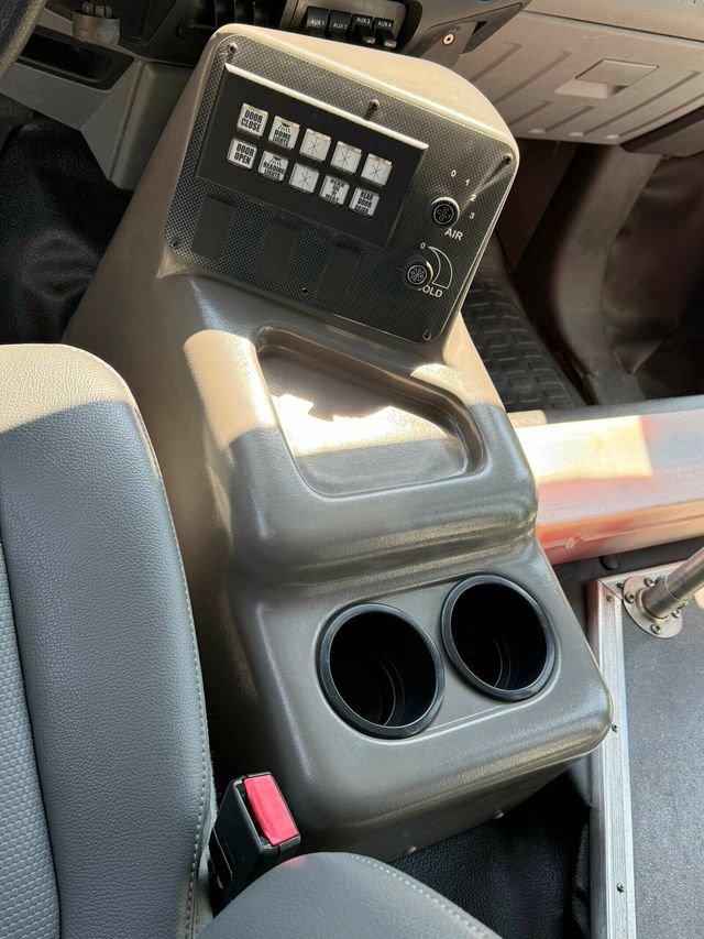 Used 2014 Ford F450 XL w/ Power Equipment Group AWD/4WD image 18