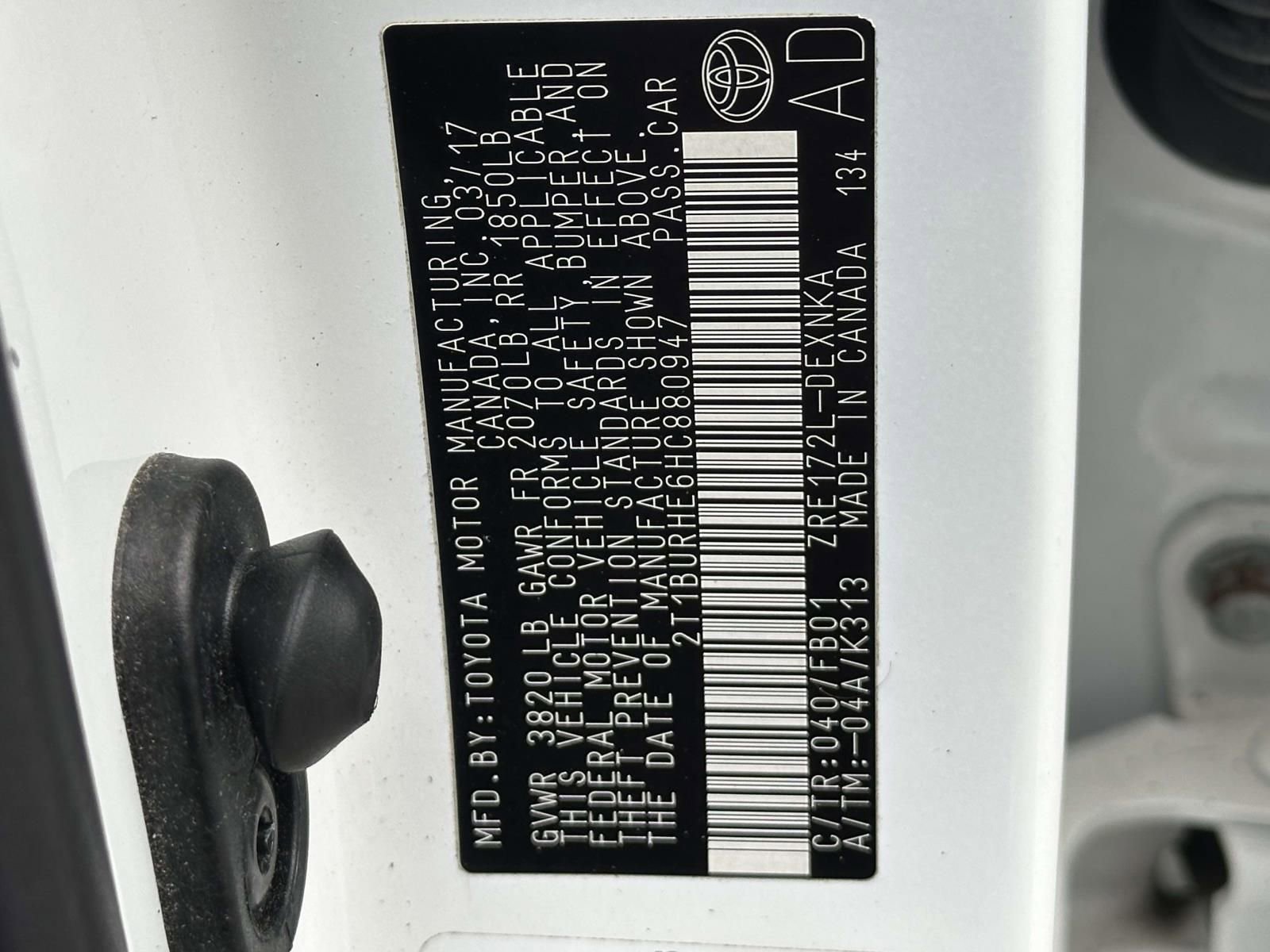 Used 2017 Toyota Corolla LE FWD image 28