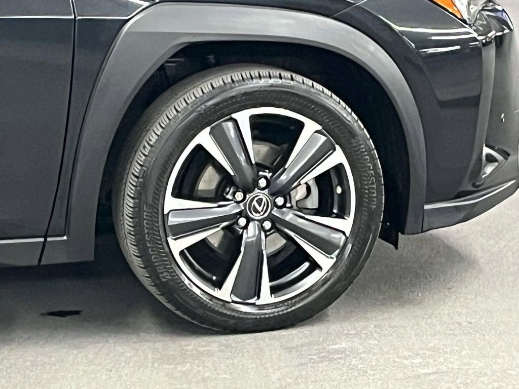 Used 2022 Lexus UX 250h 250h Base w/ Accessory Package (Z1) image 40