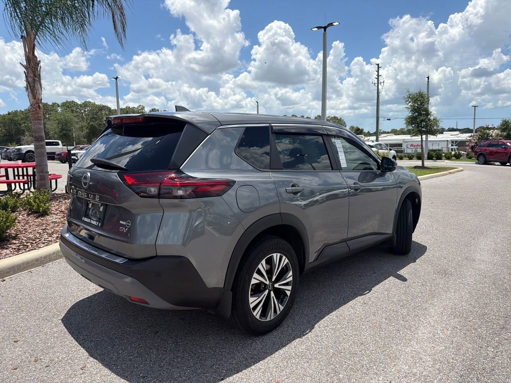 Used 2022 Nissan Rogue SV FWD image 7