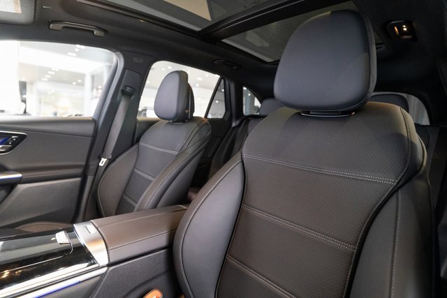 New 2026 Mercedes-Benz GLC 300 4MATIC image 5