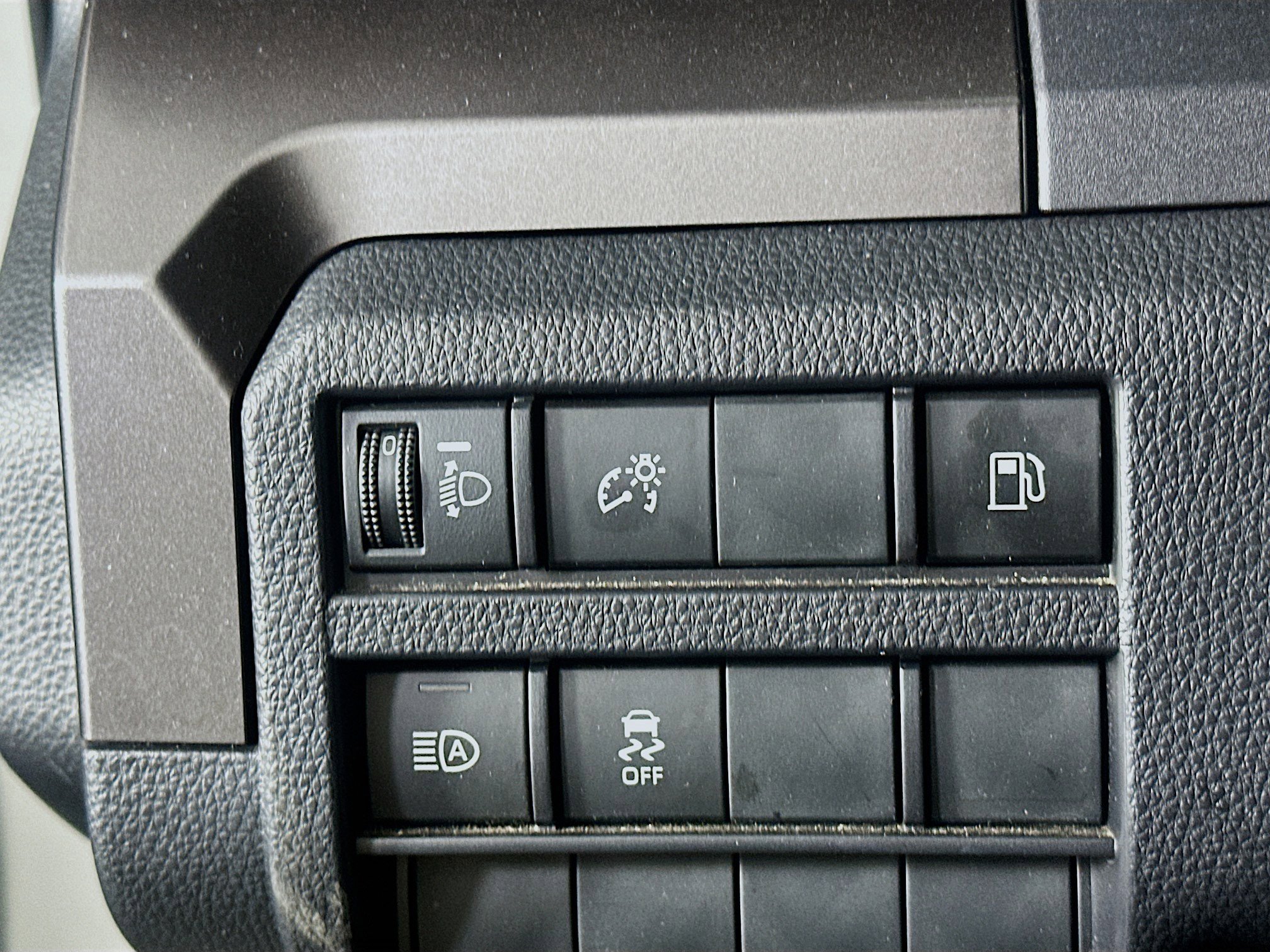 Used 2025 Toyota 4Runner SR5 image 16