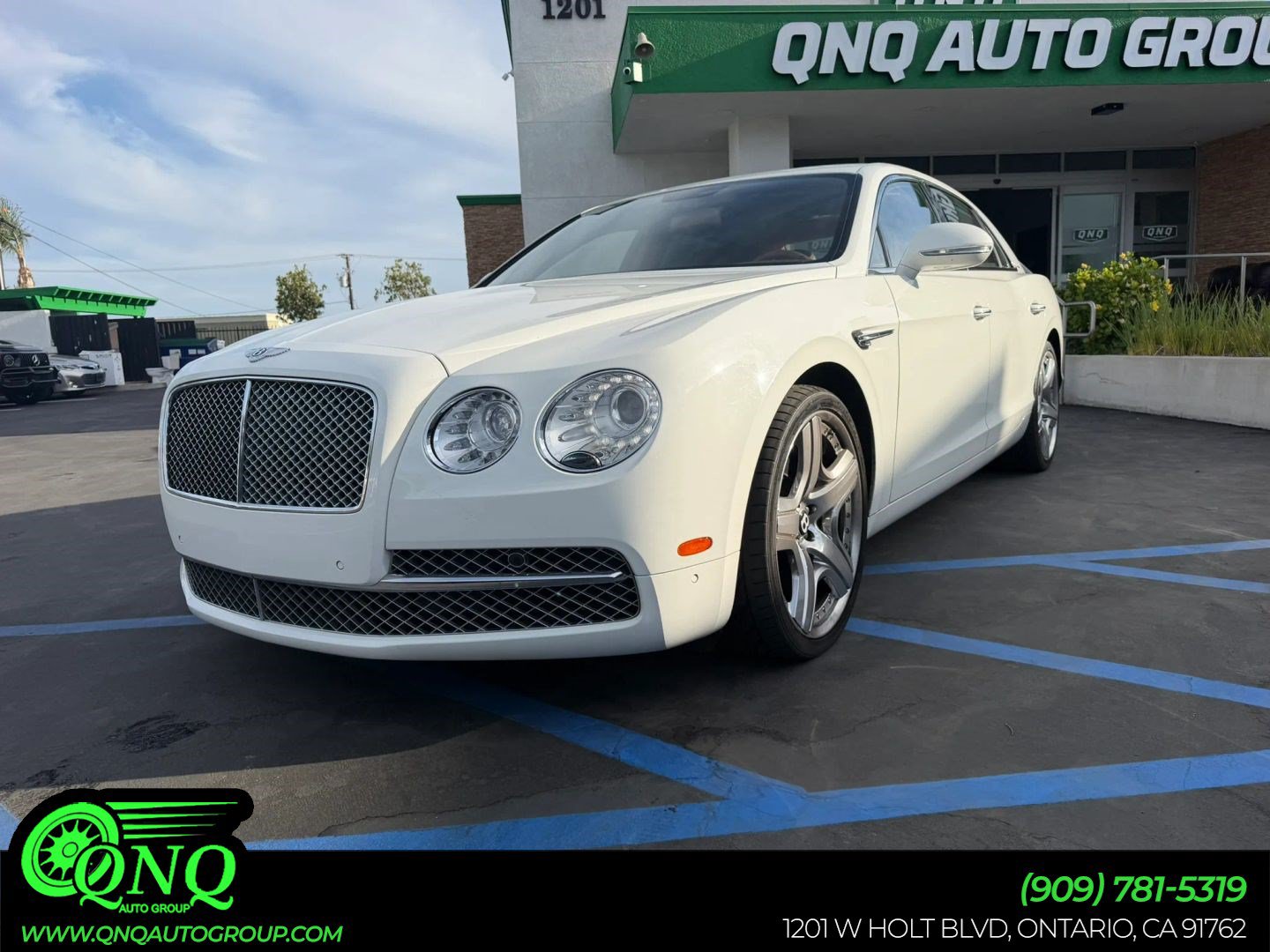 Used 2014 Bentley Flying Spur W12 AWD/4WD image 1