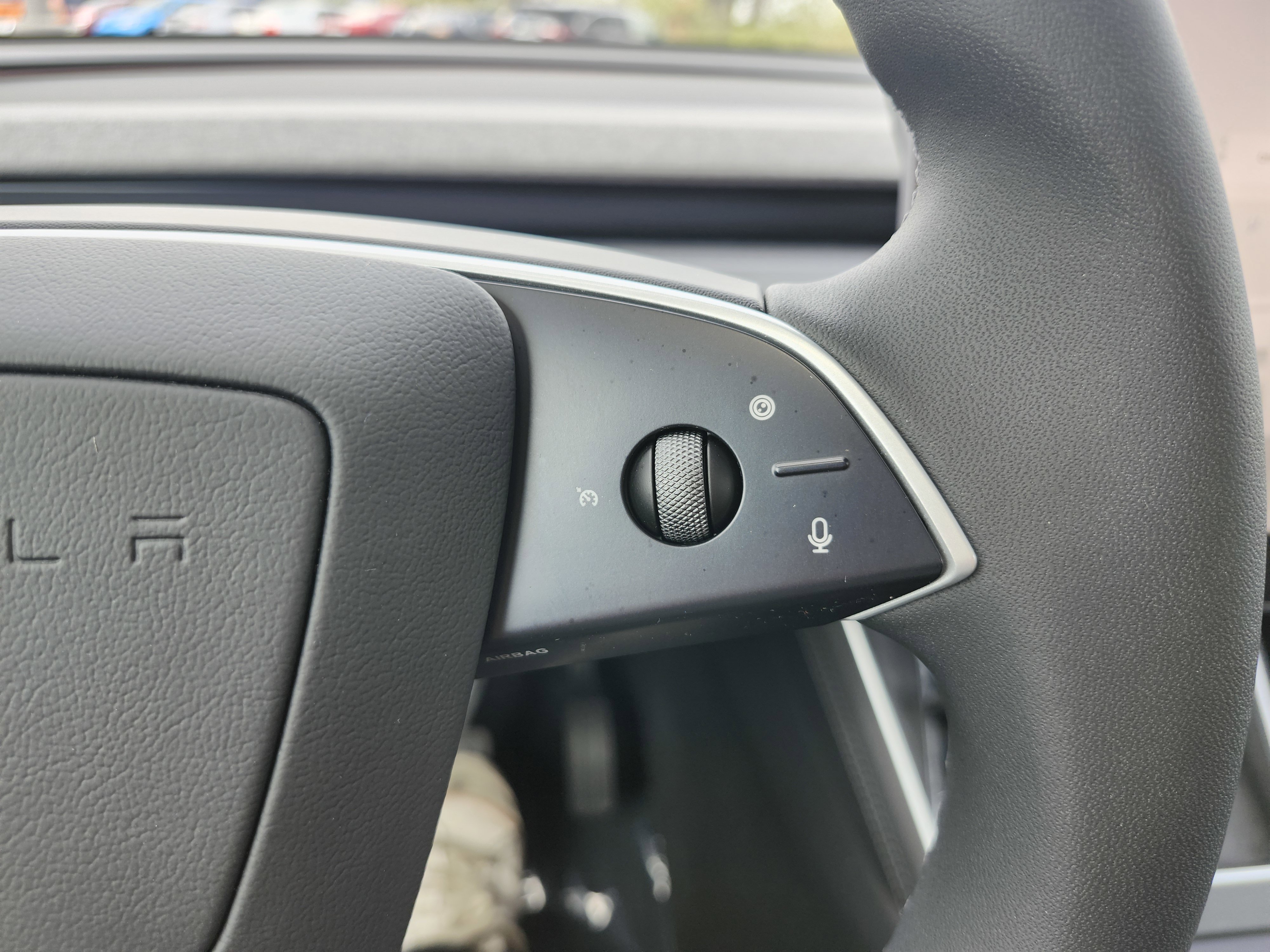 Used 2026 Tesla Model Y AWD image 34