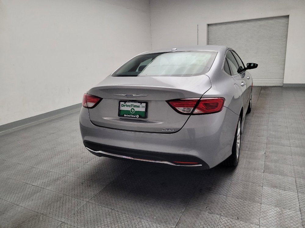 Used 2015 Chrysler 200 Limited w/ Convenience Group FWD image 7
