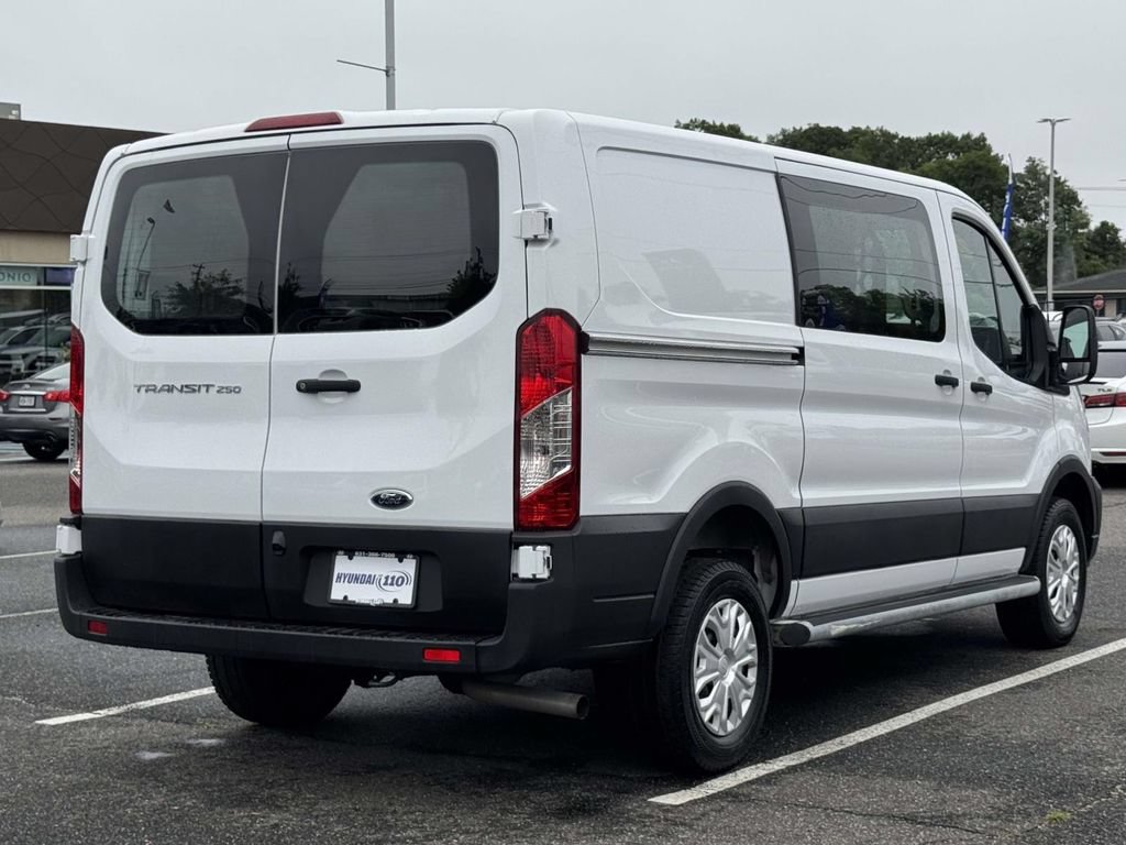 Used 2025 Ford Transit 250 Low Roof w/ Exterior Upgrade Package RWD image 8