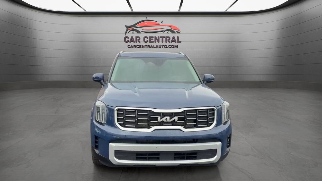 Used 2025 Kia Telluride S image 8