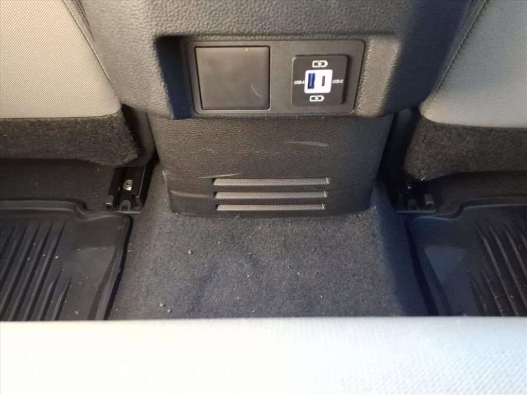 Used 2025 Toyota Tacoma SR5 image 18