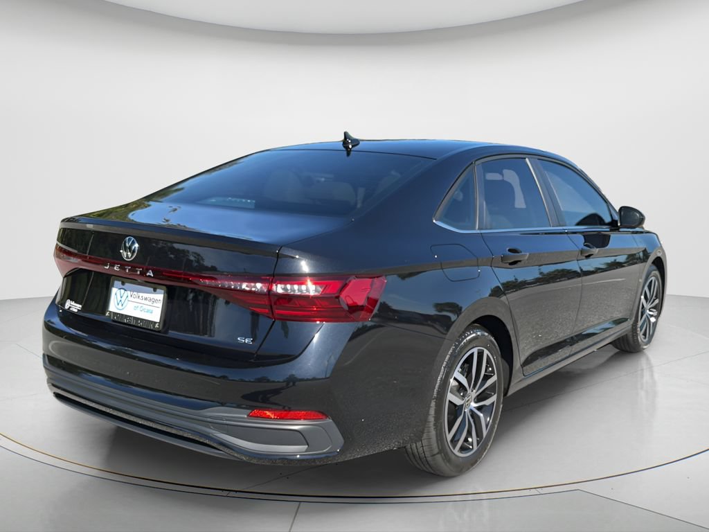 New 2027 Volkswagen Jetta SE FWD image 5