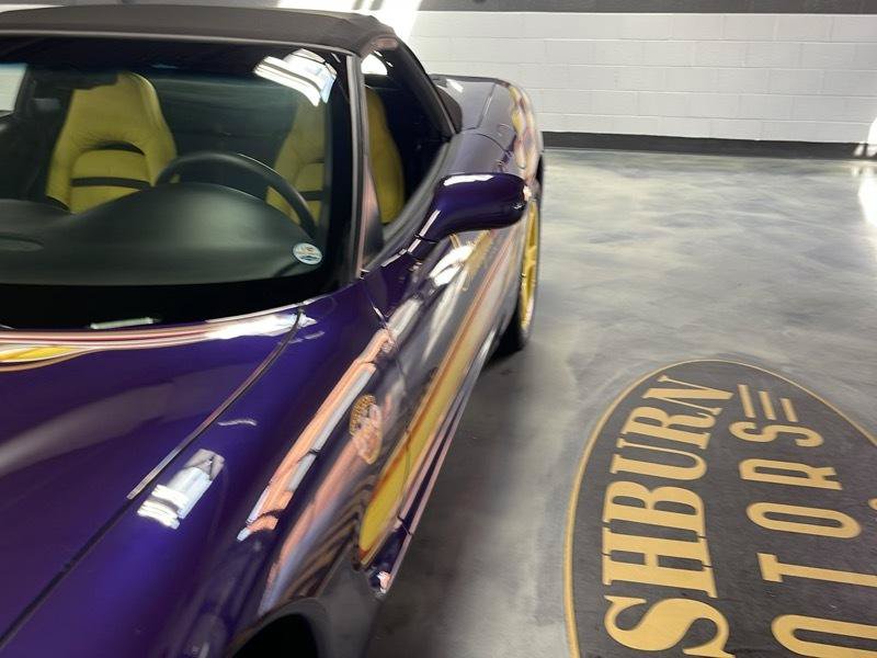 Used 1998 Chevrolet Corvette Convertible w/ Memory Pkg RWD image 4