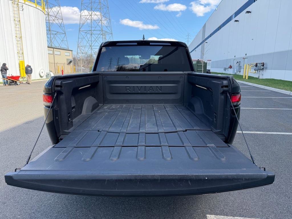 Used 2022 Rivian R1T Adventure image 28