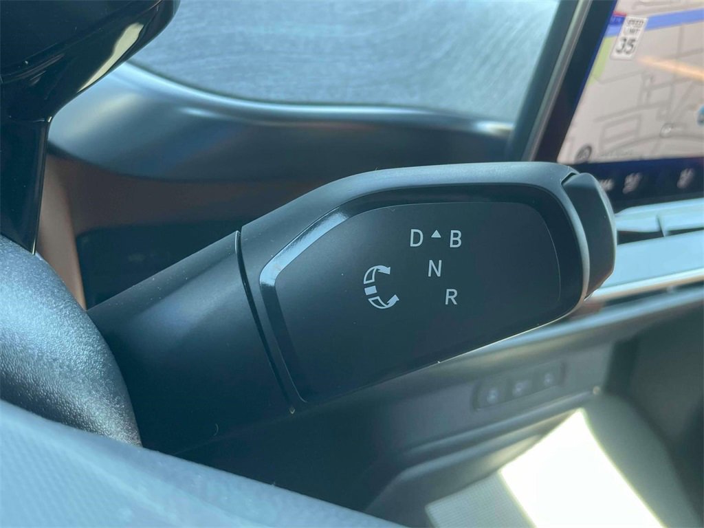 New 2025 Volkswagen ID. Buzz Pro S image 26