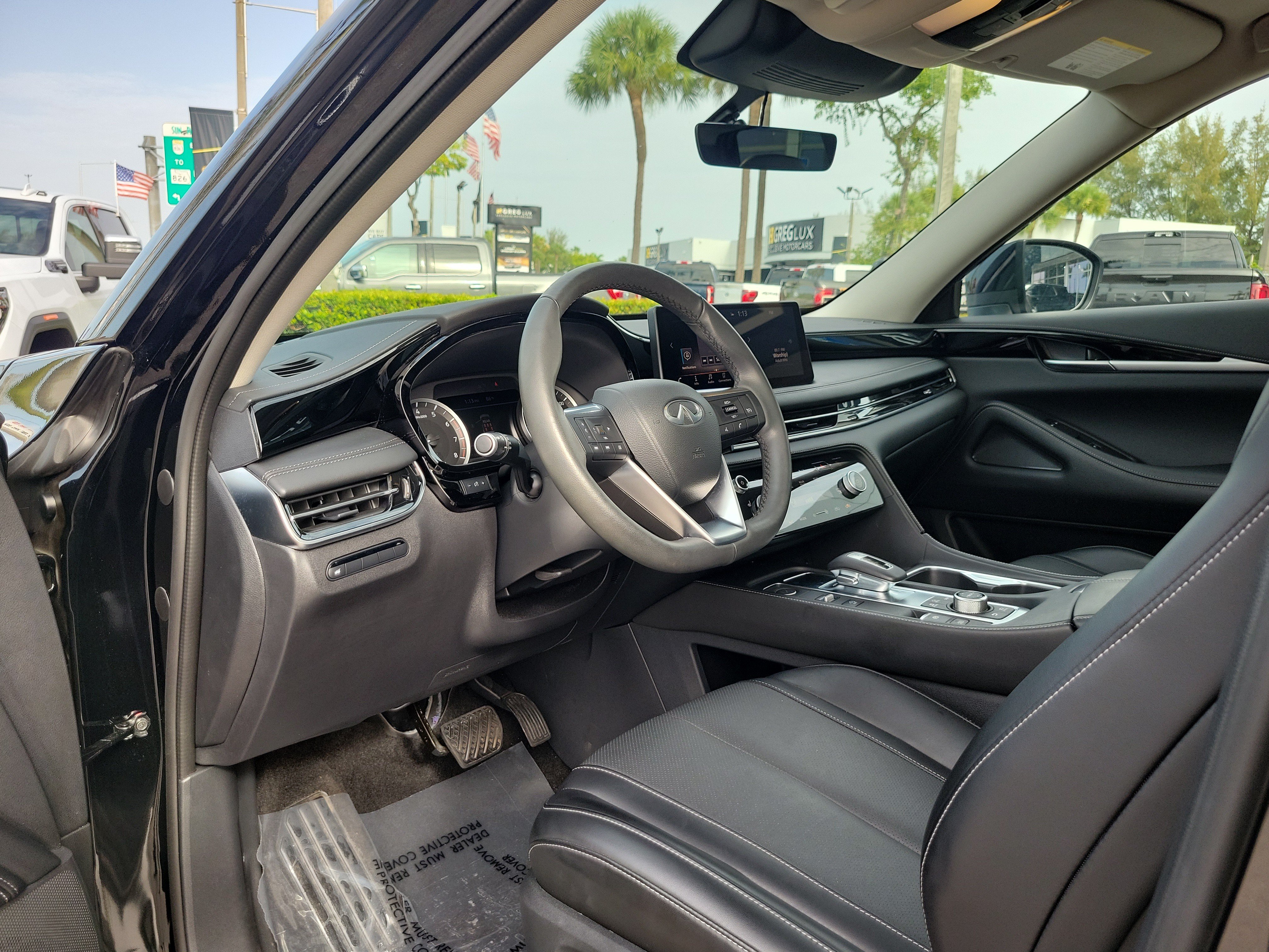 Used 2025 INFINITI QX60 Pure AWD/4WD image 9
