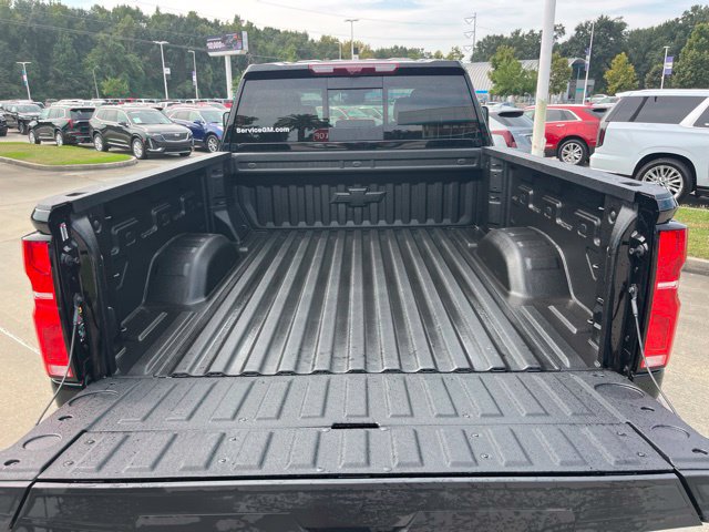 New 2026 Chevrolet Silverado 2500 High Country w/ Midnight Edition AWD/4WD image 9