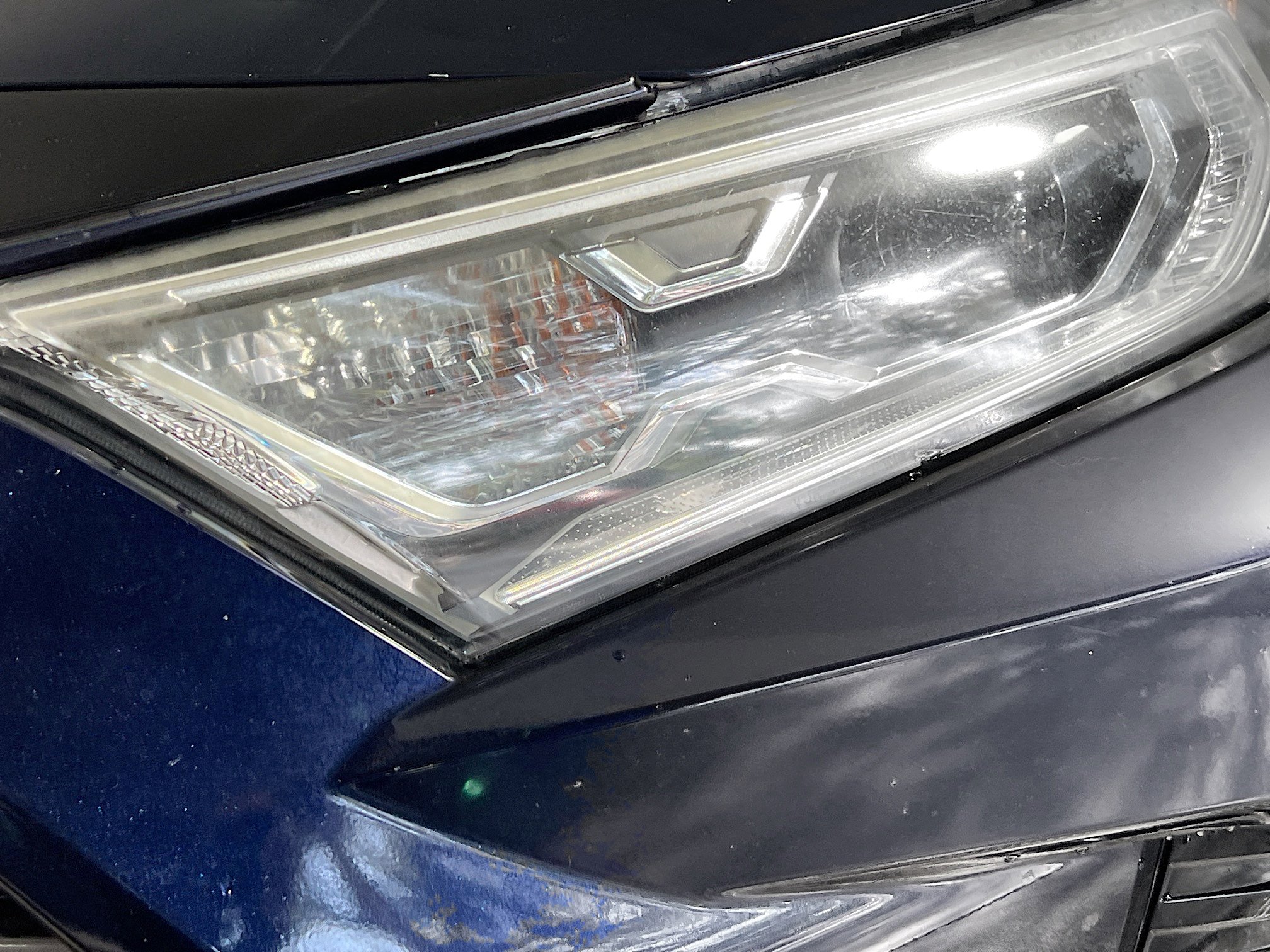 Used 2019 Toyota RAV4 XSE image 12