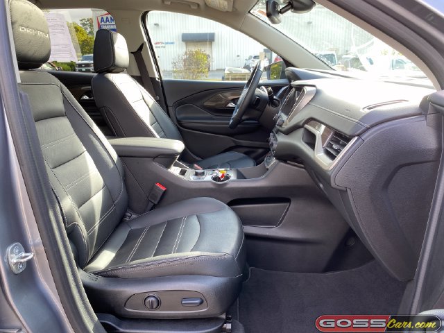 Used 2024 GMC Terrain Denali w/ Denali Premium Package AWD/4WD image 6