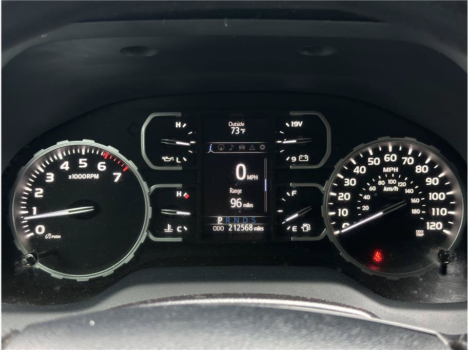 Used 2018 Toyota Tundra SR5 w/ SR5 Upgrade Package AWD/4WD image 21