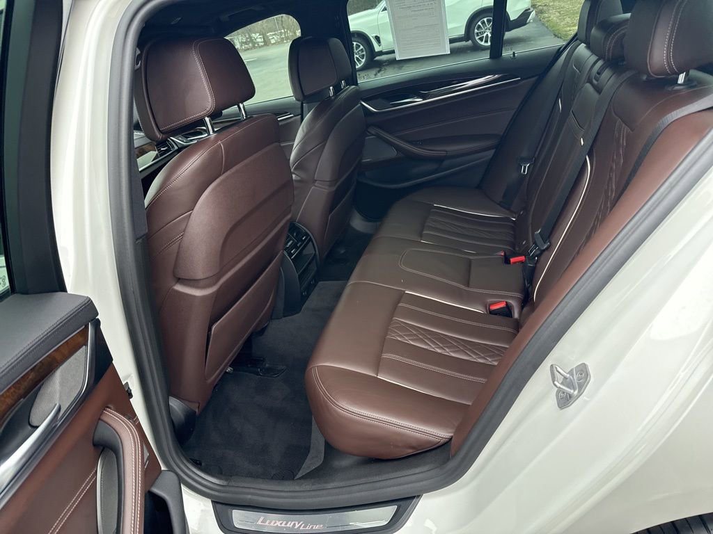 Used 2018 BMW 530i image 13