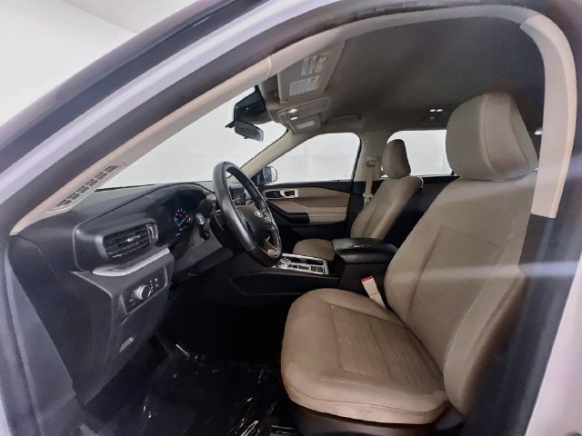 Used 2020 Ford Explorer XLT RWD image 16