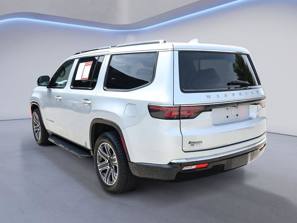 Used 2023 Jeep Wagoneer 4WD w/ Premium Group I image 5