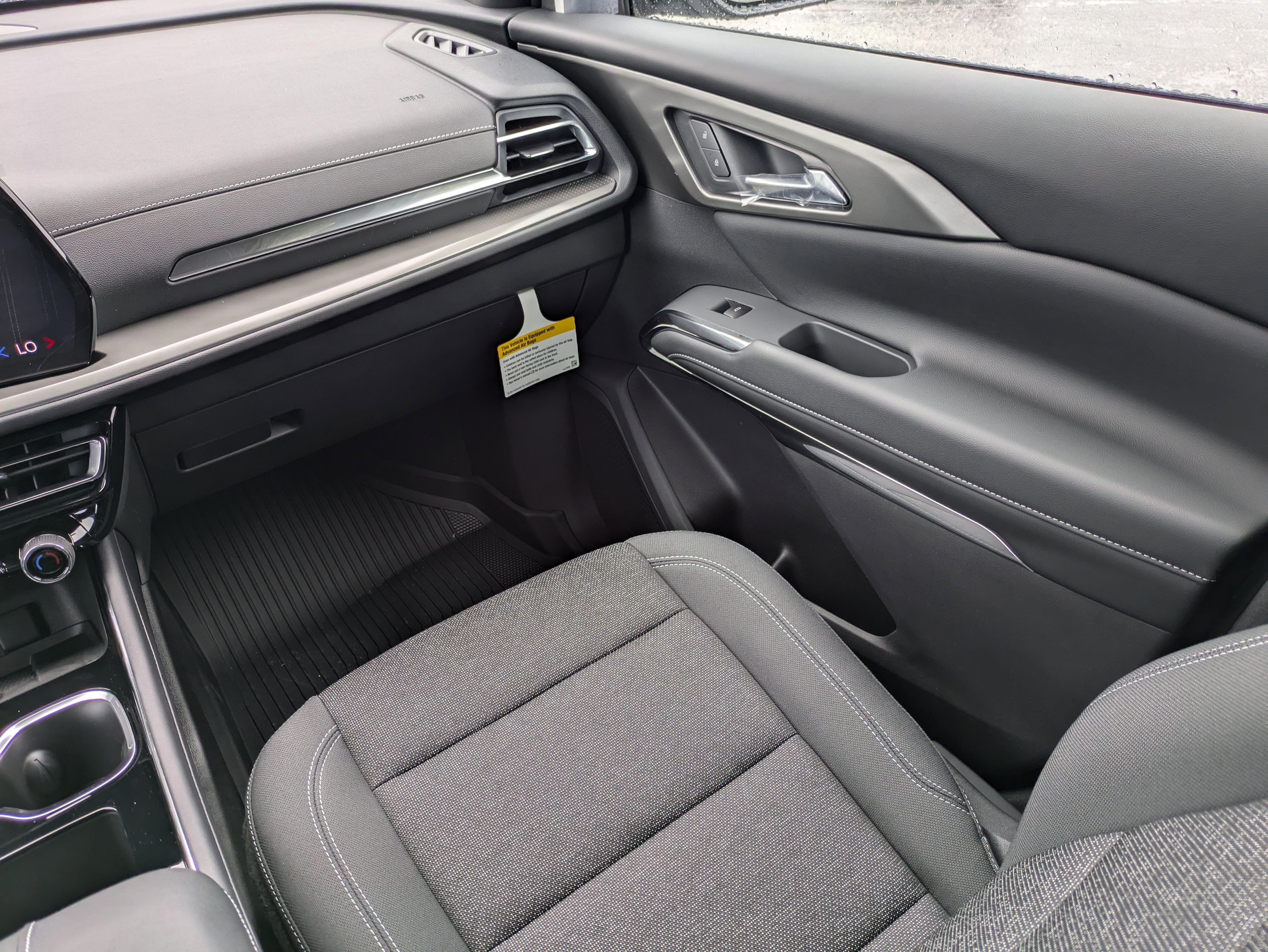 New 2026 Chevrolet Traverse LT w/ Driver Confidence Package image 17